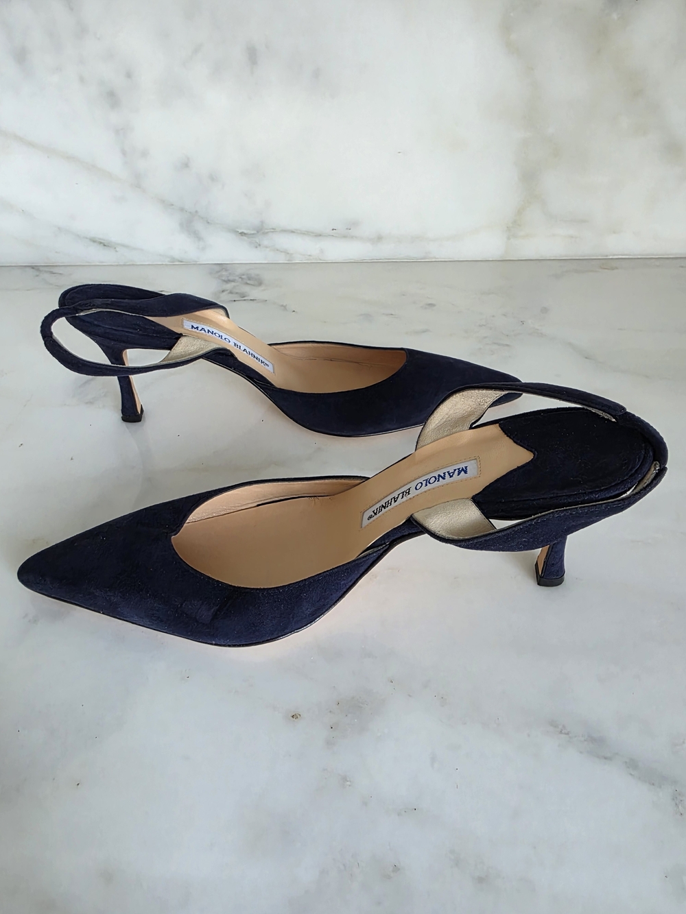Manolo Blahnik Navy Suede Slingback Pumps Pointed Toe Size 40 - Picture 2 of 7